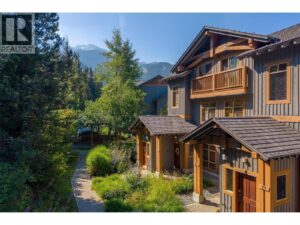 25 2301 TALUSWOOD PLACE, Whistler