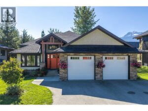 1915 Aspen Crescent, Revelstoke