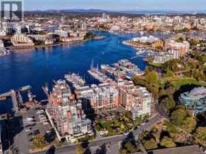 924 21 Dallas Rd, Victoria
