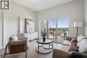 403 777 Station Ave, Langford