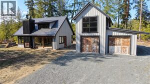 1195 Evergreen Way, Parksville