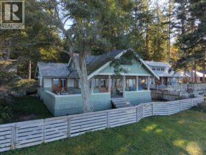 3054 MALASPINA PROMENADE, Savary Island