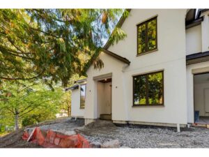 LT.1 22152 86A AVENUE, Langley