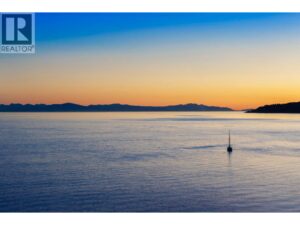 103 2280 BELLEVUE AVENUE, West Vancouver