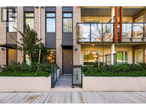 109 82 FIRST STREET, New Westminster