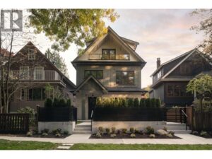 1 1376 E 11TH AVENUE, Vancouver