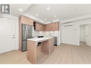 331 82 FIRST STREET, New Westminster