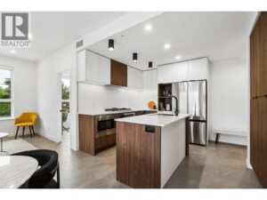 507 623 KEMSLEY AVENUE, Coquitlam