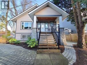 195 W 12 AVENUE, Vancouver